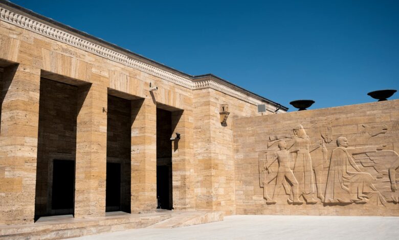 sunlit walls of anitkabir