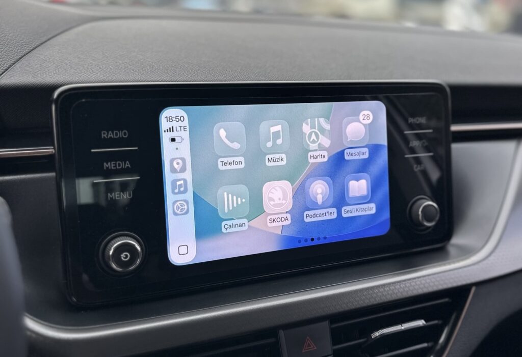 Skoda Scala multimedya 